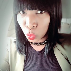 Meet your Posher, Kim
